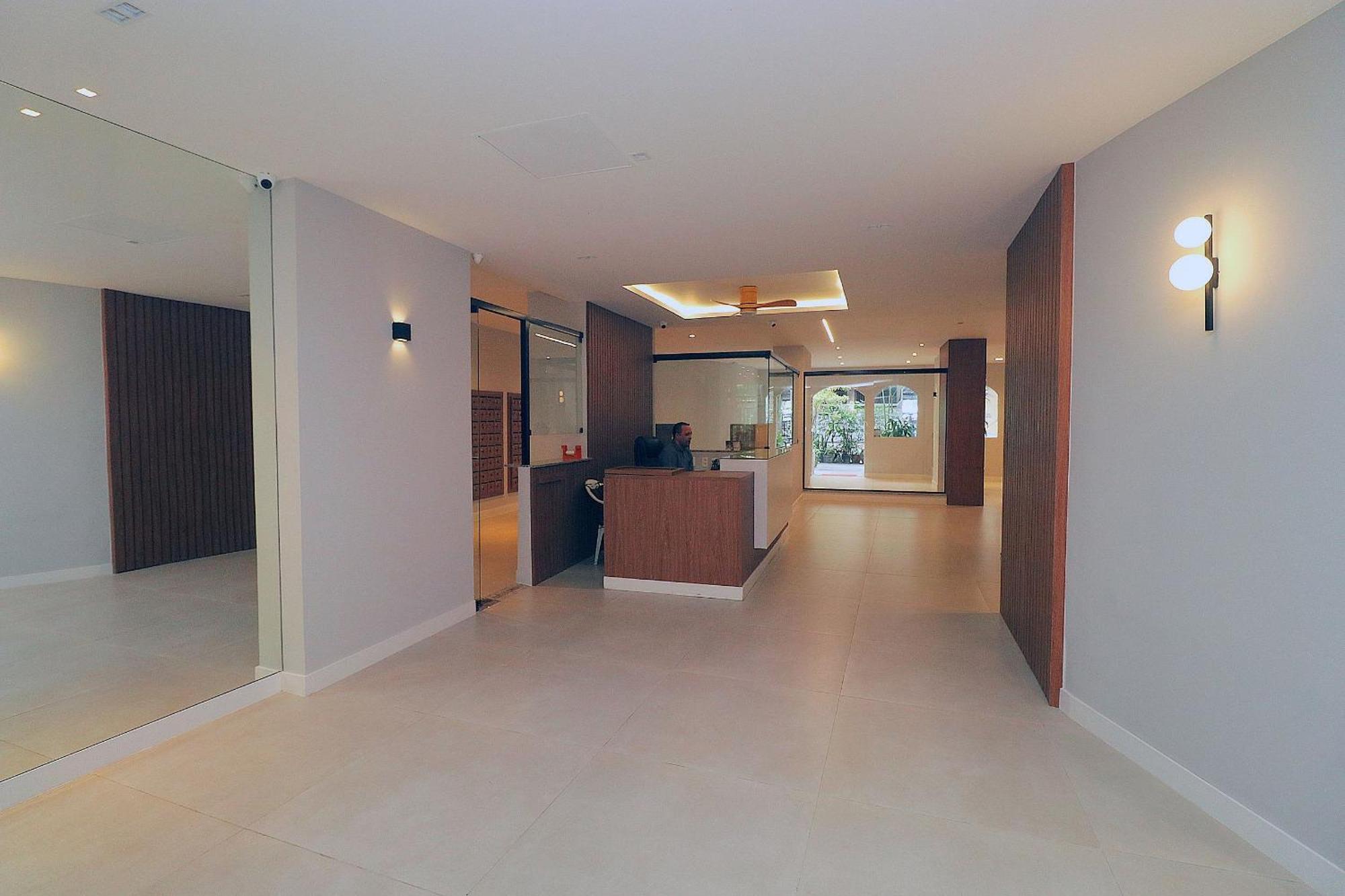 Apartment Lindo Ape No Leme: 2 Quartos, A 300m Da *